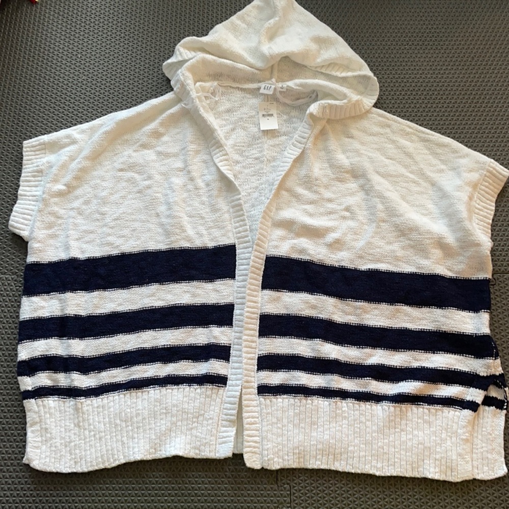 Gap Sweater